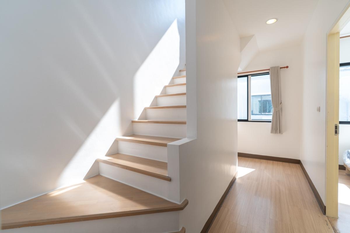 For RentTownhomeRamkhamhaeng, Hua Mak : 🔥For Rent Immediately🔥 Townhouse in the City Center, Rama 9 - Ramkhamhaeng. 3 bedrooms, 3 bathrooms. Beautiful house, ready to move in. Near the expressway and the Orange Line MRT❗