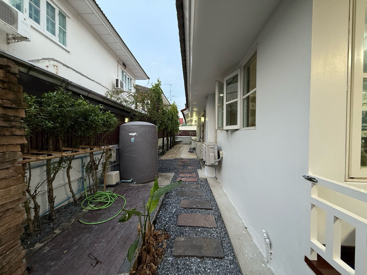 บ้านนนทบุรี บางใหญ่ บางบัวทอง : 🏡✨ ขาย / ให้เช่า บ้านเดี่ยวหรู พร้อมเข้าอยู่
📍 หมู่บ้านประดับดาว 3 ทำเลท่าอิฐ ปากเกร็ด นนทบุรี