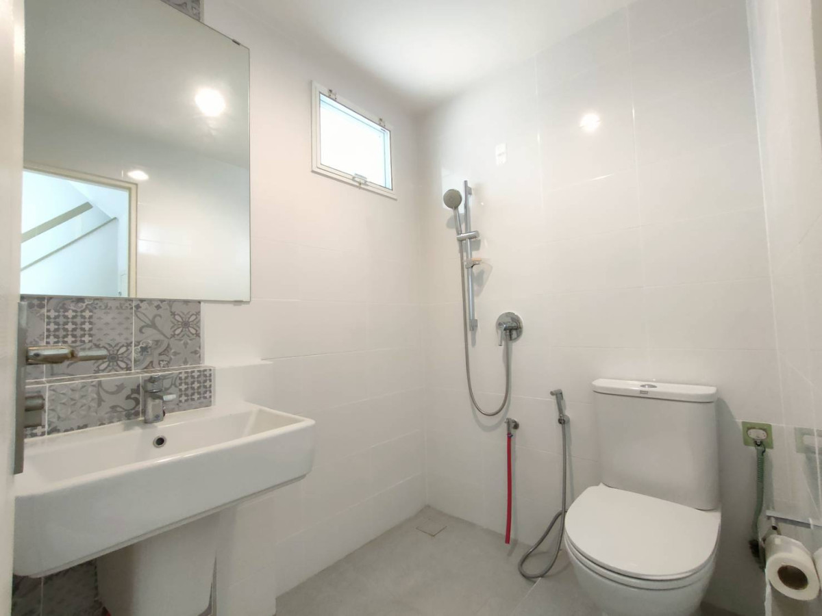 ขายบ้านราษฎร์บูรณะ สุขสวัสดิ์ : ขายบ้าน วิลลาจจิโอ ประชาอุทิศ 90 ห้องมุม หน้ากว้าง บ้านคลองสวน พระสมุทรเจดีย์ สมุทรปราการ CX-147065