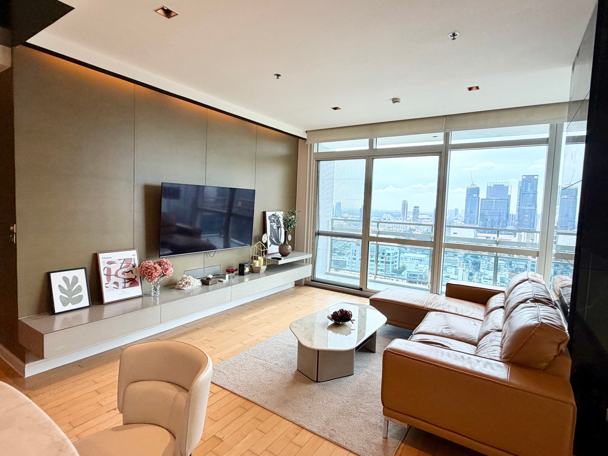For RentCondoWitthayu, Chidlom, Langsuan, Ploenchit : For Rent – Athenee Residence, Ruamrudee (36th Floor , 133 sq.m.)(S15-7915)