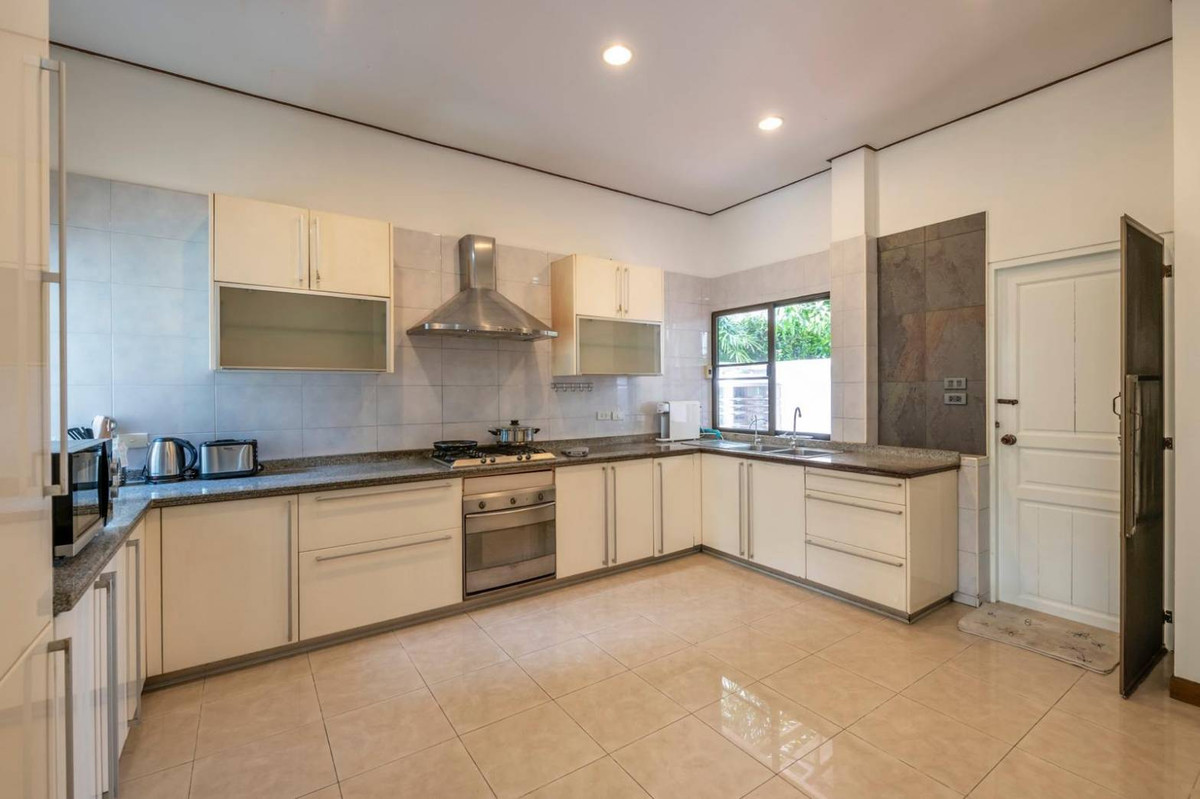 For SaleHouseRamkhamhaeng, Hua Mak : Tararom Huamark / 4 Bedrooms (For Sale), Tararom Huamark / 4 Bedrooms (FOR SALE) JANE016