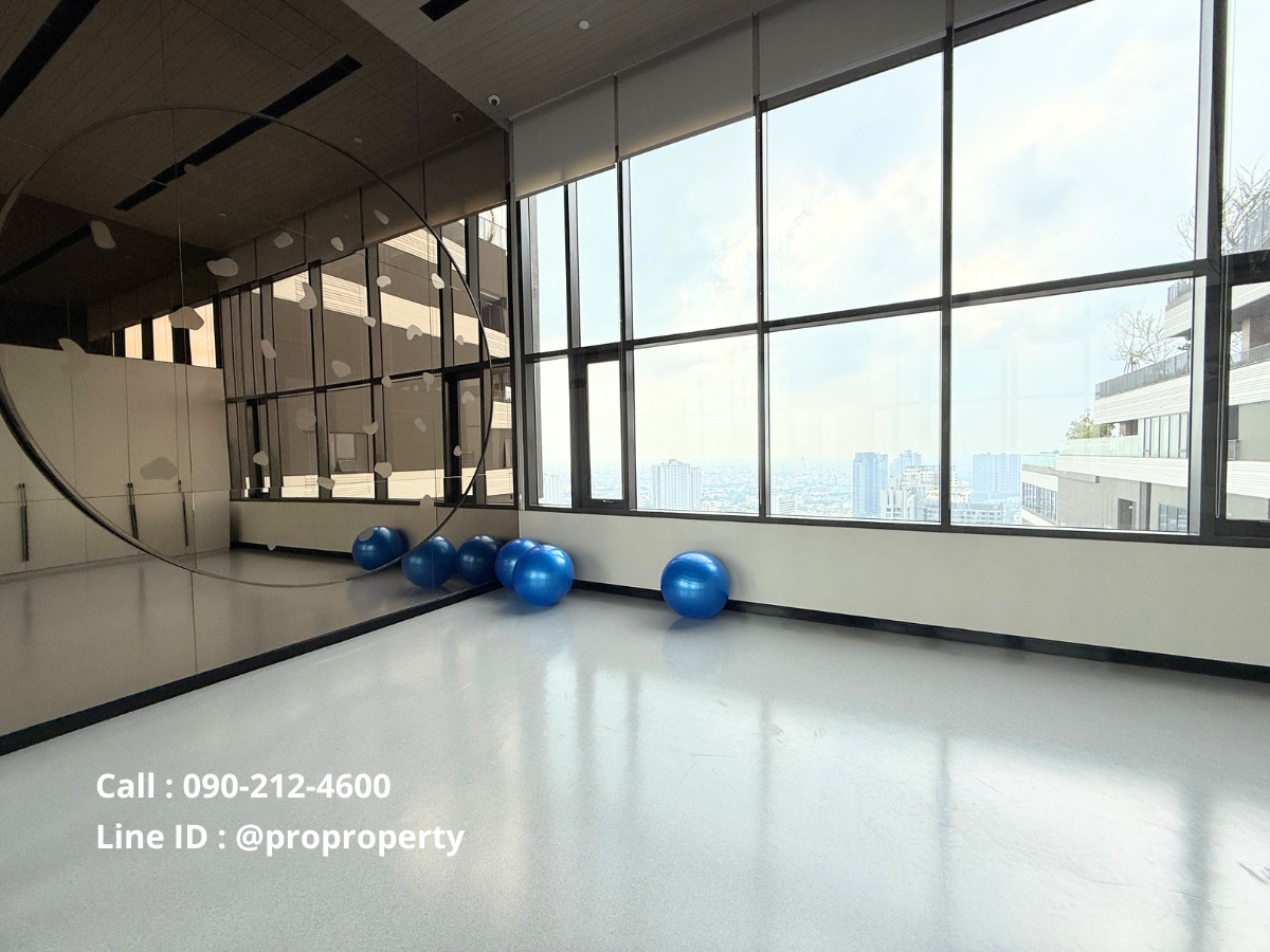 For RentCondoWongwianyai, Charoennakor : Condo for rent, Quintara My'Den Pho Nimit, a brand new condo next to the BTS.