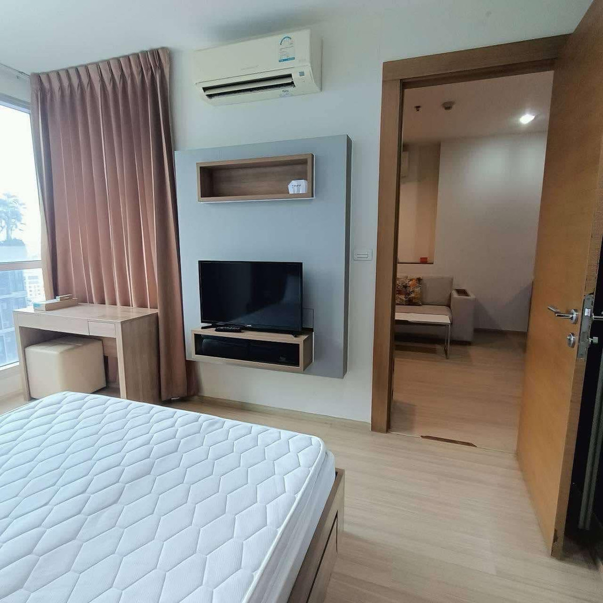 For RentCondoRatchadapisek, Huaikwang, Suttisan : ⚡️Hot Deal⚡️Rhythm ratchada huaikwang 45 Sqm 🔥1B1B 20,000 B only💫 If interested, contact Putter 0928895628 Line:plustor_ss