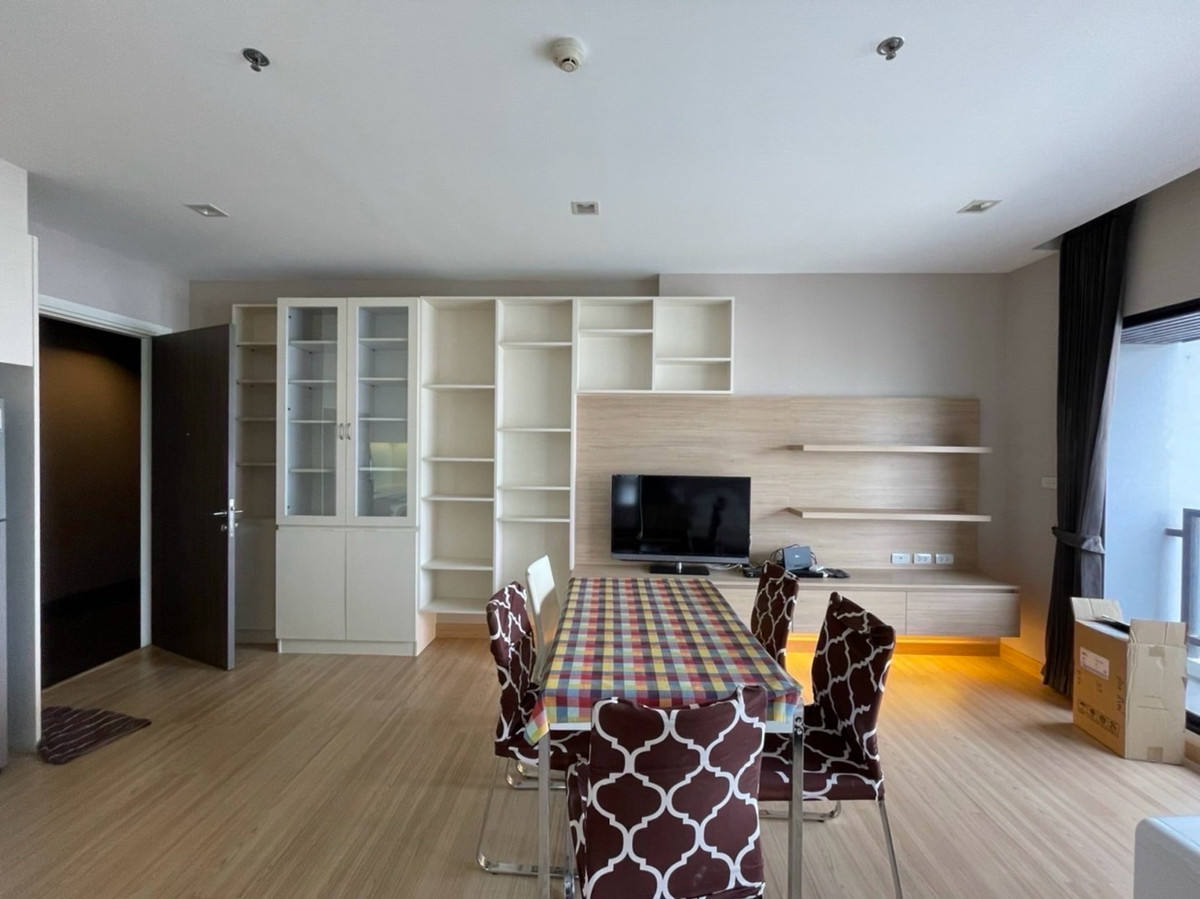 ขายคอนโดวงเวียนใหญ่ เจริญนคร : ขาย Urbano Absolute Sathron-Taksin ☎️091232009