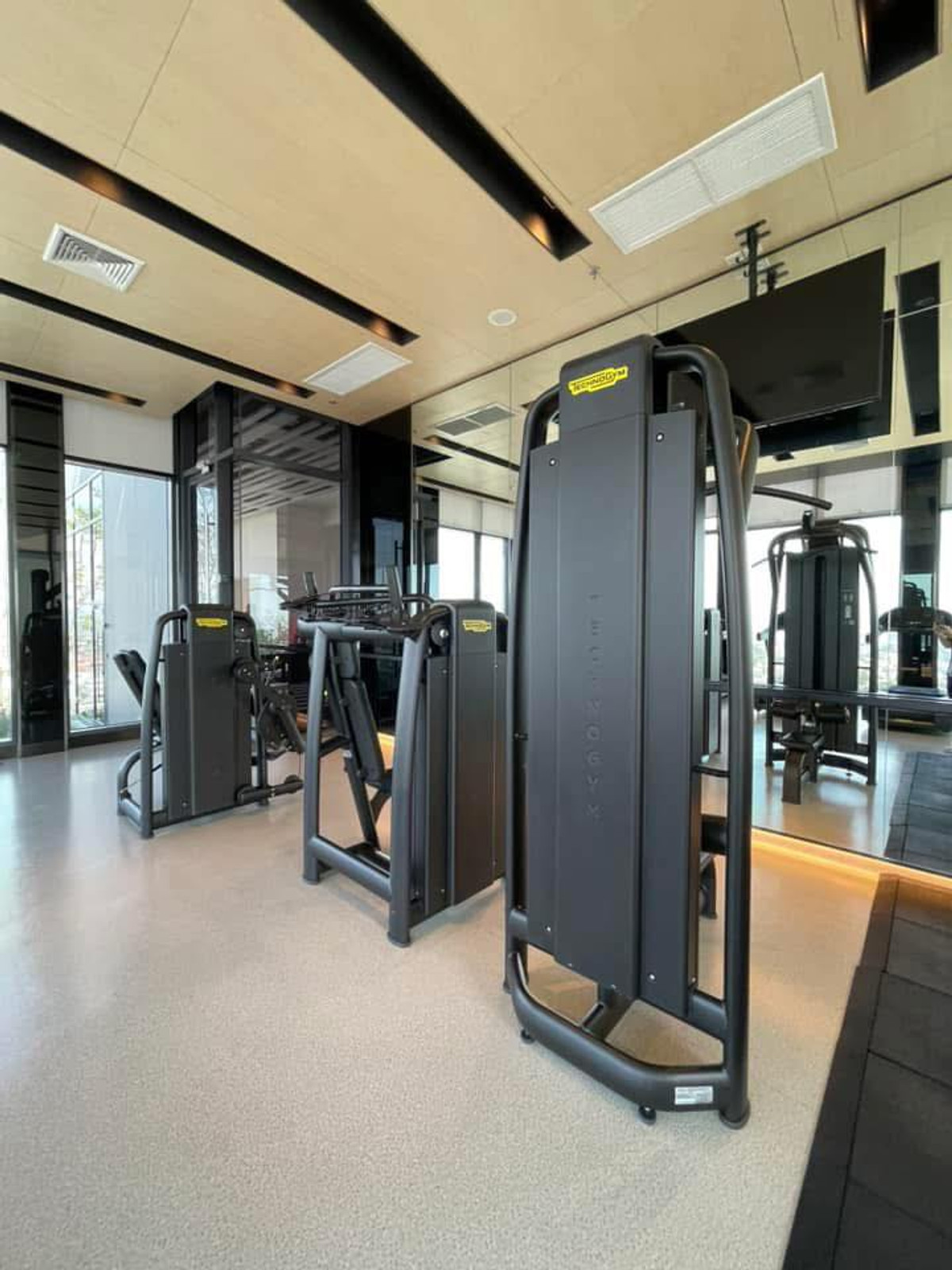 ให้เช่าคอนโดพัทยา บางแสน ชลบุรี สัตหีบ : Mixed-Use แห่งแรกในพัทยา วิวทะเล ใจกลางพัทยาเหนือ 🌊 ONCE PATTAYA / 1 Bedroom (FOR RENT), วันซ์ พัทยา / 1 ห้องนอน (เช่า) BEWN101