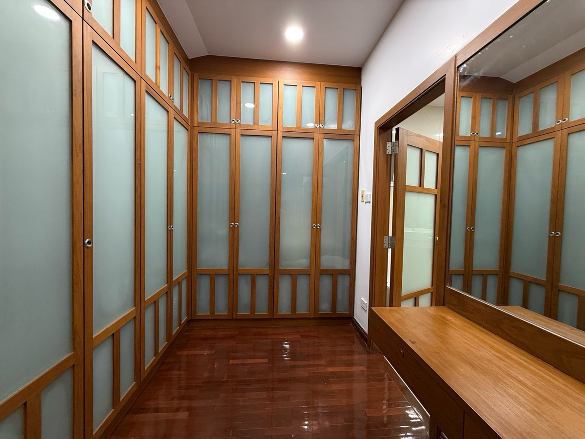 บ้านนนทบุรี บางใหญ่ บางบัวทอง : 🏡✨ ขาย / ให้เช่า บ้านเดี่ยวหรู พร้อมเข้าอยู่
📍 หมู่บ้านประดับดาว 3 ทำเลท่าอิฐ ปากเกร็ด นนทบุรี