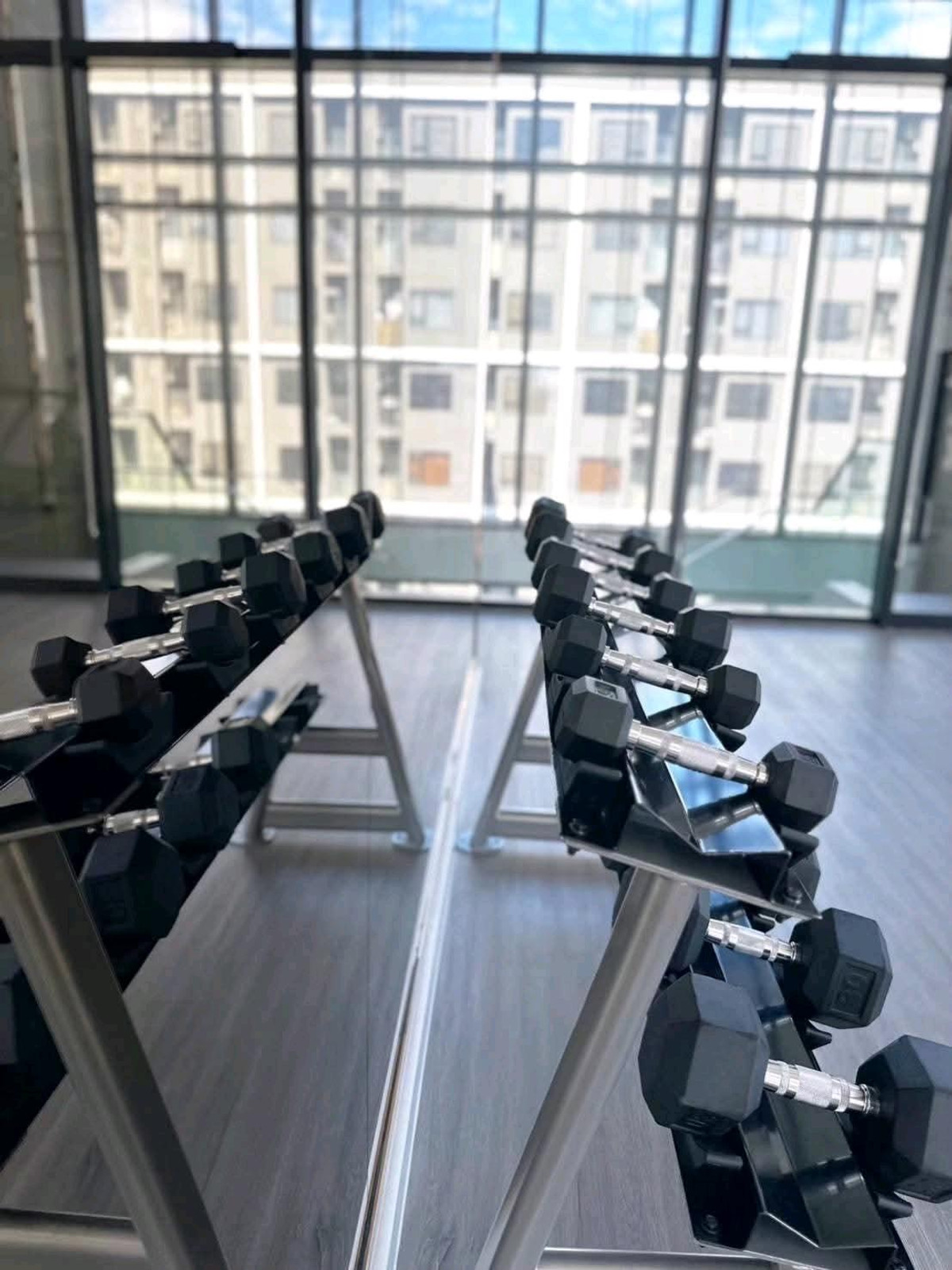 ให้เช่าคอนโดปิ่นเกล้า จรัญสนิทวงศ์ : 💦 คอนโดทำเลทอง ใกล้ศิริราช–ธรรมศาสตร์ เดินทางสะดวกมาก ห้องว่างพร้อมอยู่ เข้าอยู่ได้ทันที 💦