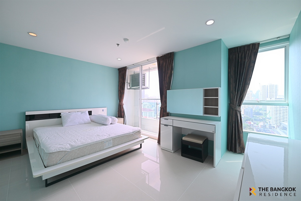 For RentCondoSukhumvit, Asoke, Thonglor :  Sukhumvit Living Town 🌅 Sunset Skyline Residence 🌆 Open View, Near MRT Phetchaburi 