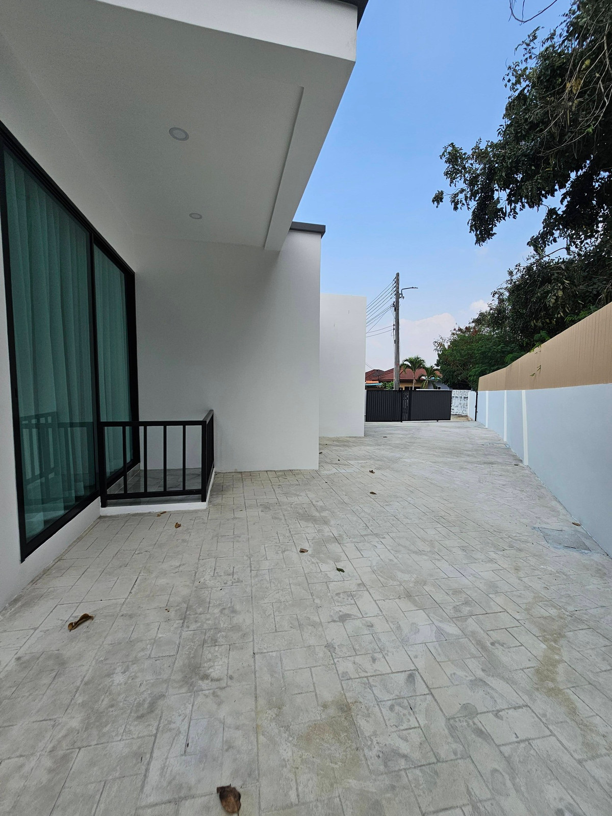 For SaleHousePattaya, Bangsaen, Chonburi : Village Pattaya Rungrueng / 3 Bedrooms (For Sale), Moo Baan Pattaya Rungrueng / 3 Bedrooms (FOR SALE) BEWN083