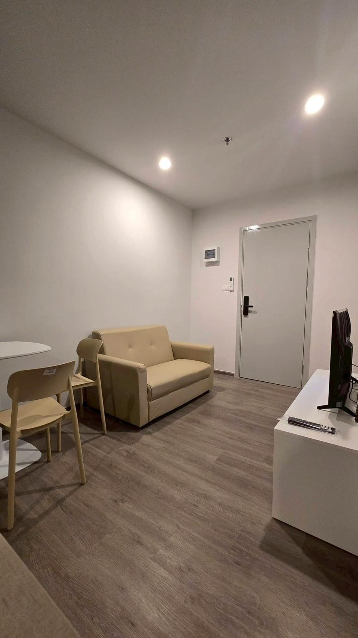 For RentCondoThaphra, Talat Phlu, Wutthakat : ✅ Brand-New Unit | High Floor ✅ Condo for Rent at Regent Home Wutthakat (Regent Home Wutthakat)