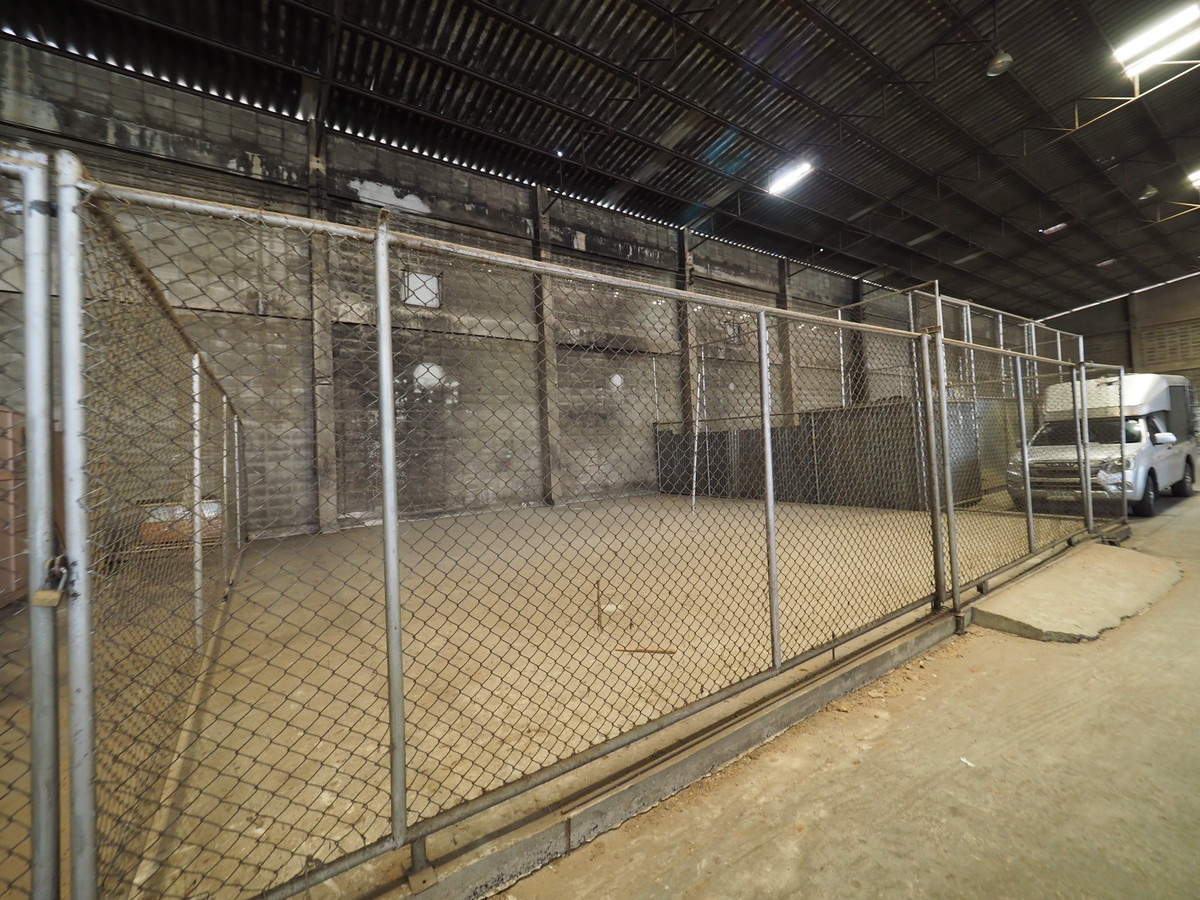 For RentWarehouseRama3 (Riverside),Satupadit : Storage space short/long terms in rama 3 Size S/M/L at ฿120/sqm