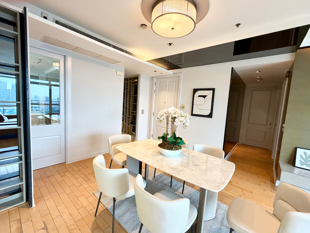 For RentCondoWitthayu, Chidlom, Langsuan, Ploenchit : For Rent – Athenee Residence, Ruamrudee (36th Floor , 133 sq.m.)(S15-7915)