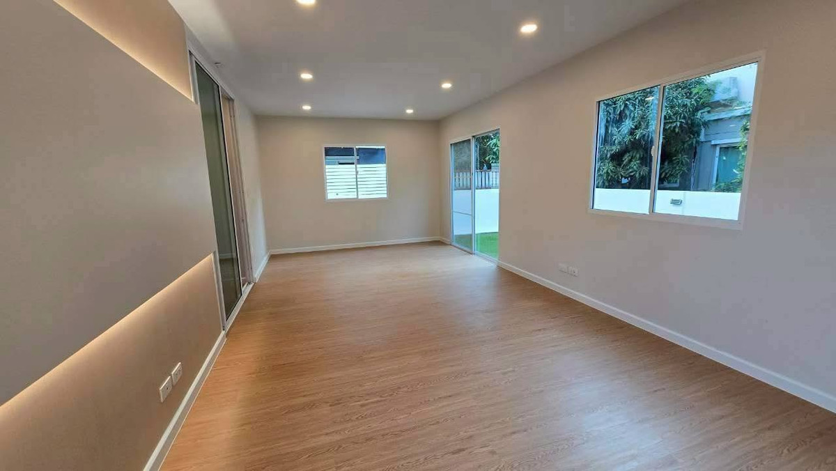 For SaleHousePathum Thani,Rangsit, Thammasat : 🔥 S-PVST101 🔥 Line : @p2nproperty