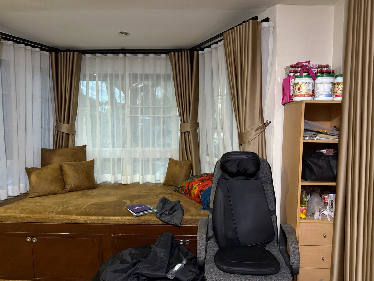 บ้านนนทบุรี บางใหญ่ บางบัวทอง : 🏡✨ ขาย / ให้เช่า บ้านเดี่ยวหรู พร้อมเข้าอยู่
📍 หมู่บ้านประดับดาว 3 ทำเลท่าอิฐ ปากเกร็ด นนทบุรี