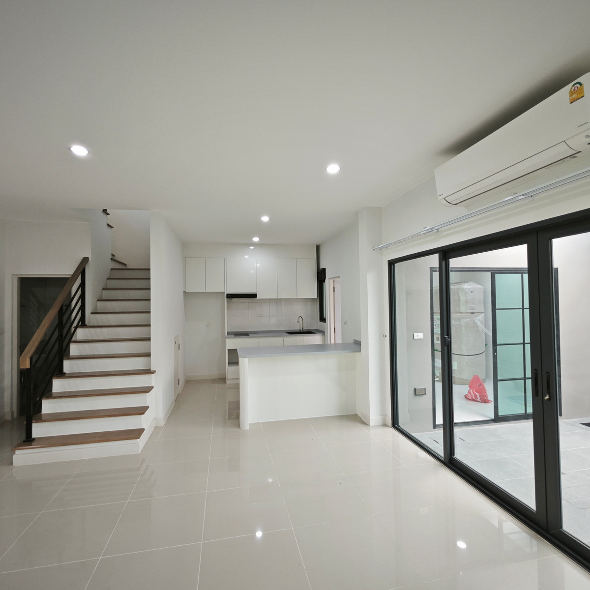 ให้เช่าปิ่นเกล้า จรัญสนิทวงศ์ : ให้เช่าทาวน์โฮม บ้านกลางเมือง ดิ อิดิชั่น ปิ่นเกล้า - บรมฯ 2 ใกล้ เซ็นทรัล เวสต์วิลล์ เพียง 7 นาที