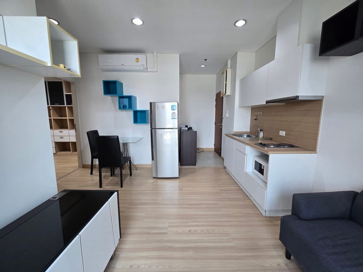 คอนโดสะพานควาย จตุจักร : ต่ำกว่า 100k/ตรม. ติดทางด่วนพระราม6 เส้นประดิพัท 2ห้องนอน 54ตรม. เพียง 4.25บาท พร้อมเข้าชม