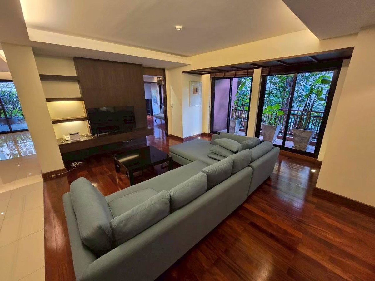 ให้เช่าคอนโดสาทร นราธิวาส : +++เช่าด่วน+++ Supreme Residence **  3 ห้องนอน 400 ตร.ม. ชั้น 1  พร้อมเข้าอยู่!!!