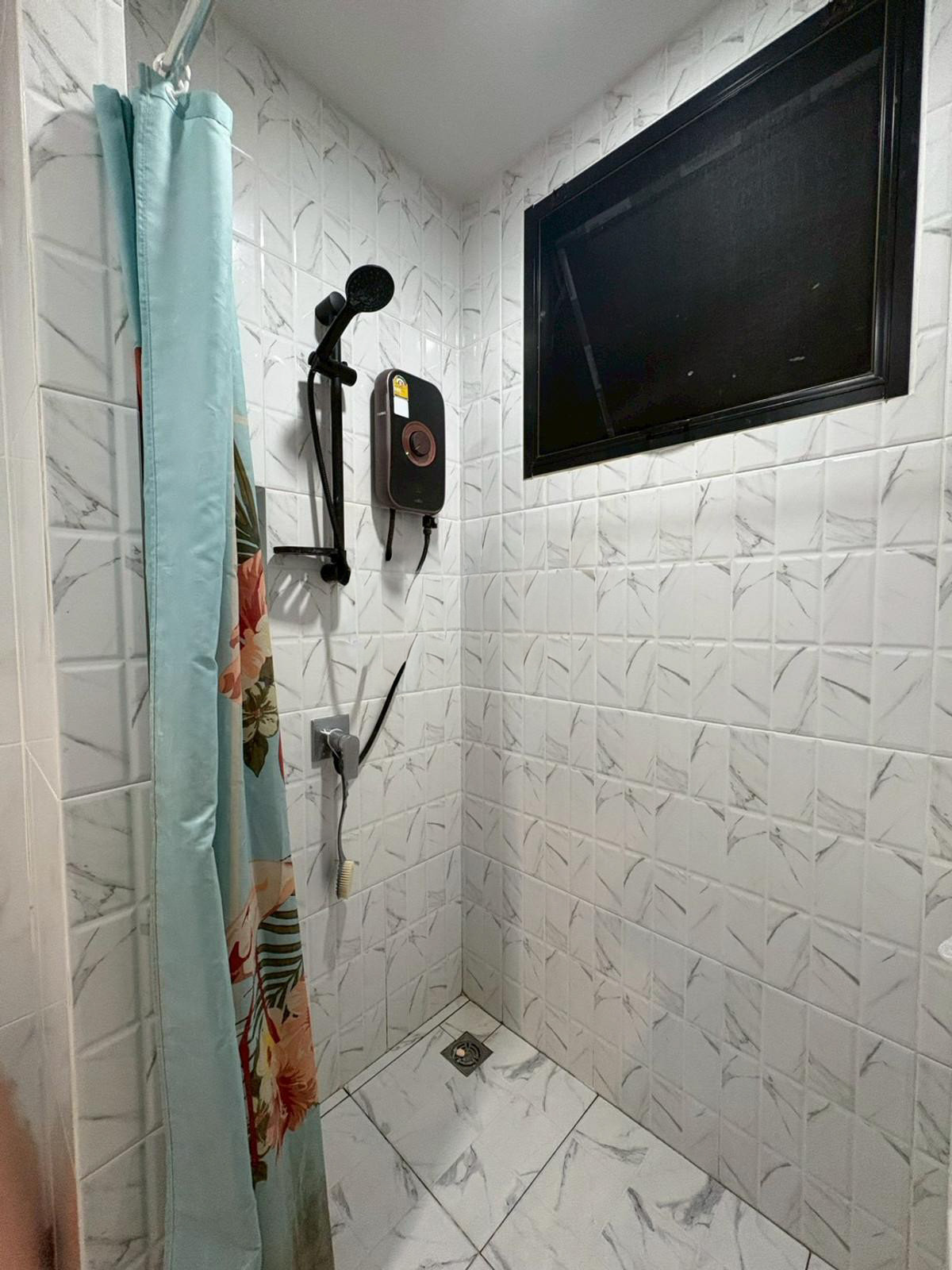 ขายทาวน์โฮมอ่อนนุช อุดมสุข : BEST DEAL! หน้าบ้านไม่ชนใคร ใหม่พร้อมอยู่ 💥 บ้านกลางเมือง ศรีนครินทร์ - อ่อนนุช / 3 ห้องนอน (ขาย), Baan Klang Muang Srinakarin - Onnut / 3 Bedrooms (FOR SALE) FON269