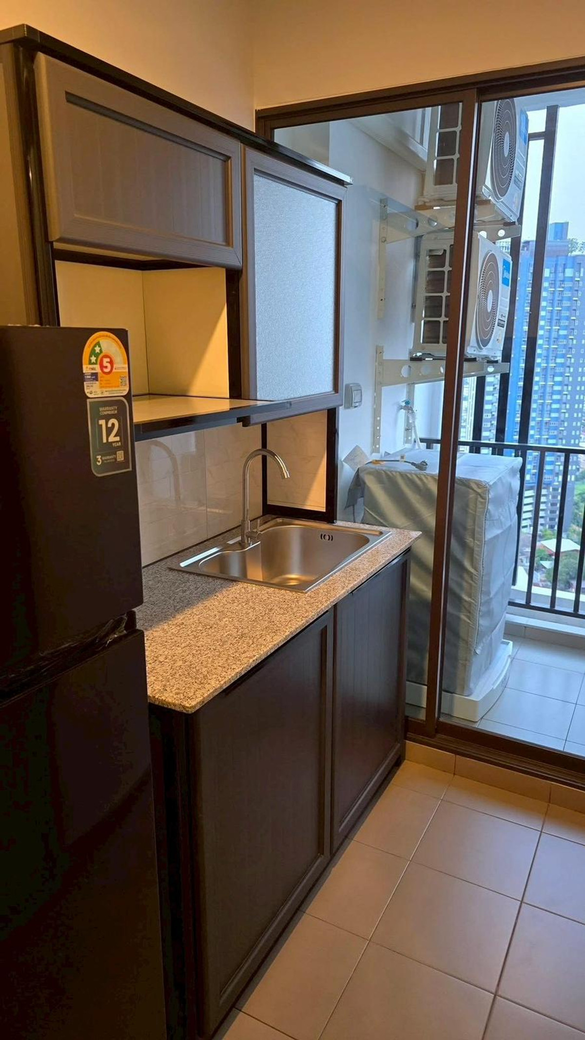 For RentCondoThaphra, Talat Phlu, Wutthakat : ✅ Brand-New Unit | High Floor ✅ Condo for Rent at Regent Home Wutthakat (Regent Home Wutthakat)