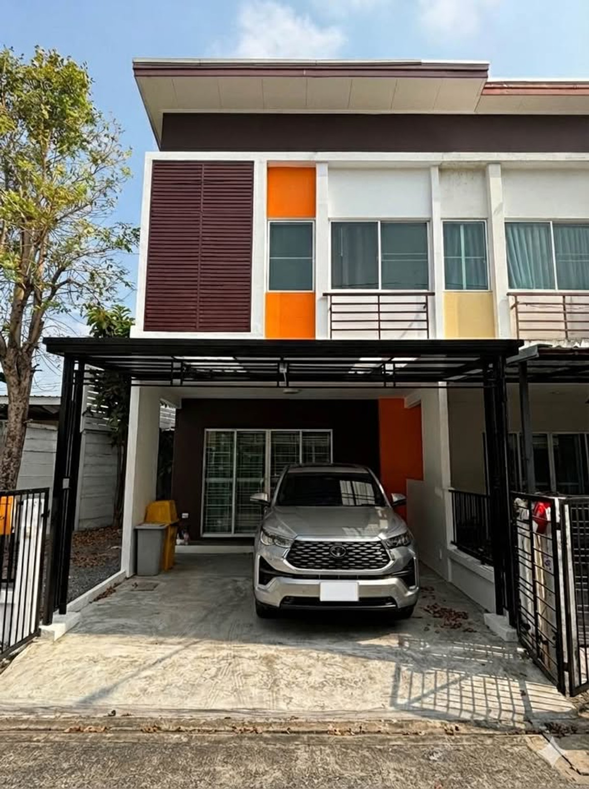 ให้เช่าทาวน์โฮมรัตนาธิเบศร์ สนามบินน้ำ พระนั่งเกล้า : ให้เช่าทาวน์โฮมหลังมุม โครงการซิตี้เซนต์ - ประชาชื่น 