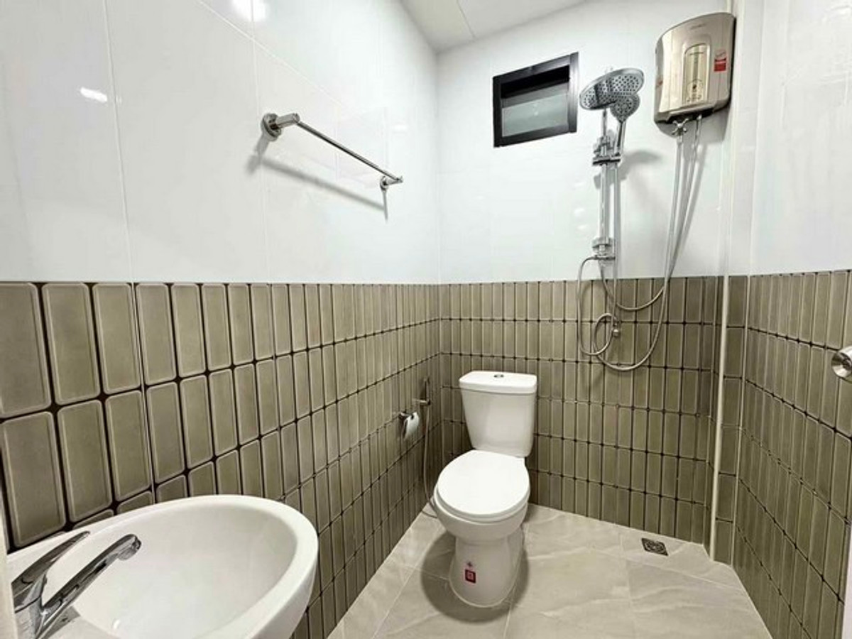 ให้เช่าบ้านรัชดา ห้วยขวาง : HR3254ให้เช่าบ้านเดี่ยวหลังใหญ่ ทำเลทองห้วยขวาง-สุทธิสาร  5 ห้องนอน จอดรถ 4 คัน| Pet-Friendly ใกล้ MRT สุทธิสาร