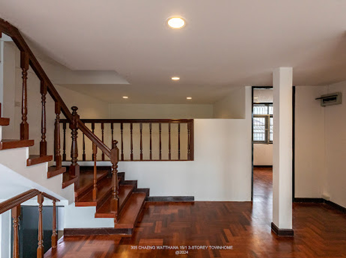 ให้เช่าทาวน์โฮมแจ้งวัฒนะ เมืองทอง : ให้เช่าทาวน์โฮม ใกล้ รถไฟฟ้า แจ้งวัฒนะ 14 เพียง 1 นาที