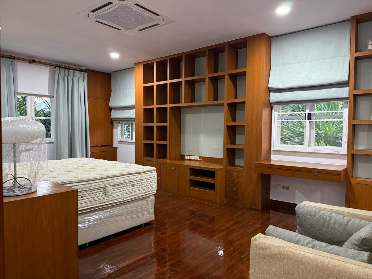 บ้านนนทบุรี บางใหญ่ บางบัวทอง : 🏡✨ ขาย / ให้เช่า บ้านเดี่ยวหรู พร้อมเข้าอยู่
📍 หมู่บ้านประดับดาว 3 ทำเลท่าอิฐ ปากเกร็ด นนทบุรี