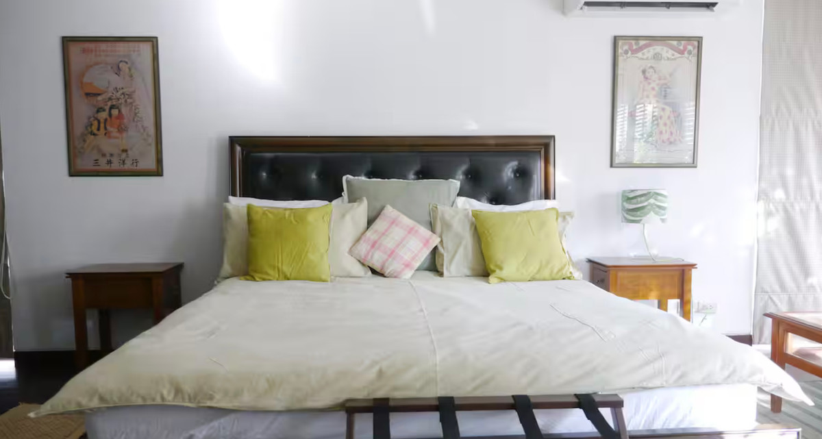 For RentHouseSukhumvit, Asoke, Thonglor : House wz private swiming pool in Thonglor Sukhumvit, only 800 meters to BTS Thonglor station