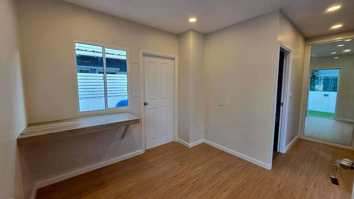 For SaleHousePathum Thani,Rangsit, Thammasat : 🔥 S-PVST101 🔥 Line : @p2nproperty