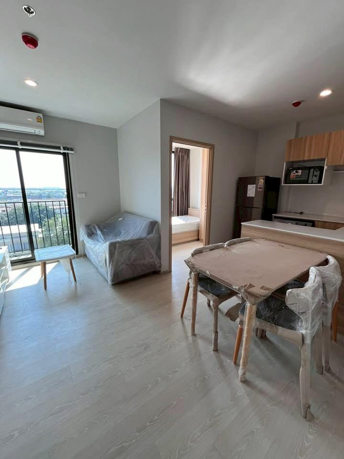 For RentCondoVipawadee, Don Mueang, Lak Si : ✅ 100% Brand-New 2-Bedroom Units – Choose Any Available Unit in the Project ✅ Condo for Rent at NUE Connext Don Mueang (New Connext Don Mueang)