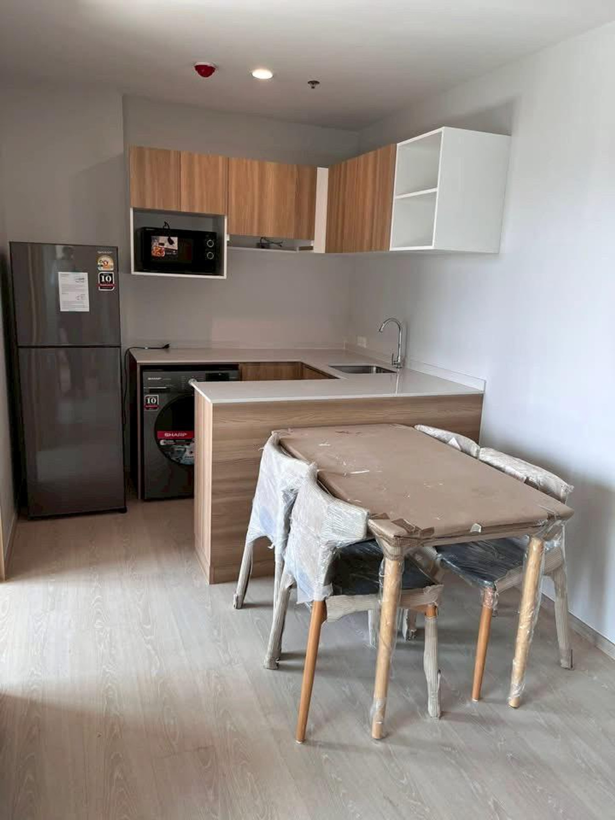 For RentCondoVipawadee, Don Mueang, Lak Si : ✅ 100% Brand-New 2-Bedroom Units – Choose Any Available Unit in the Project ✅ Condo for Rent at NUE Connext Don Mueang (New Connext Don Mueang)