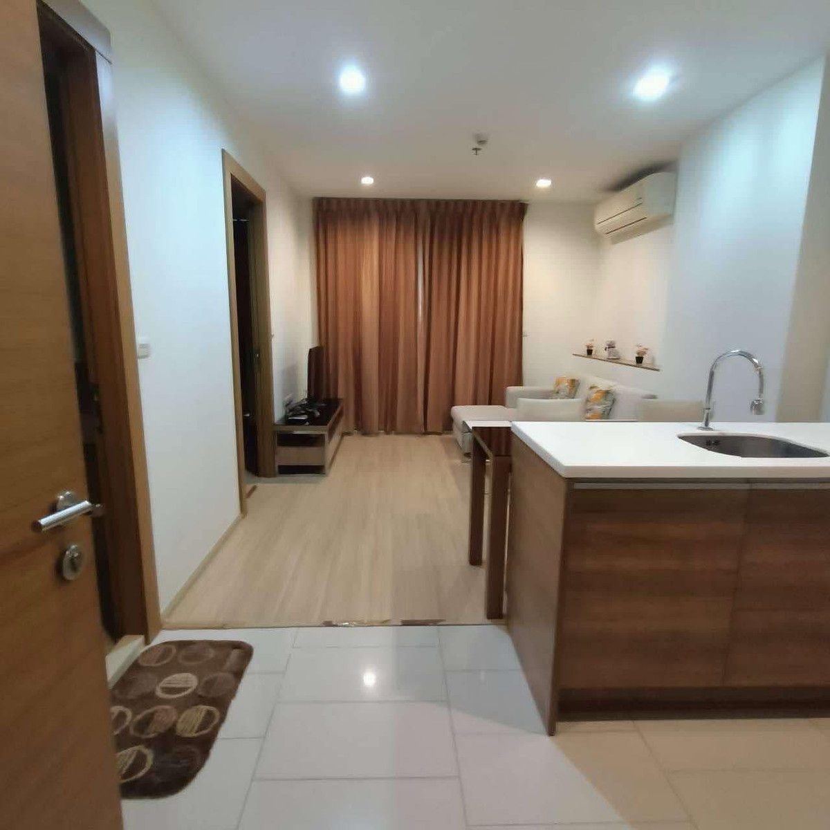 For RentCondoRatchadapisek, Huaikwang, Suttisan : ⚡️Hot Deal⚡️Rhythm ratchada huaikwang 45 Sqm 🔥1B1B 20,000 B only💫 If interested, contact Putter 0928895628 Line:plustor_ss