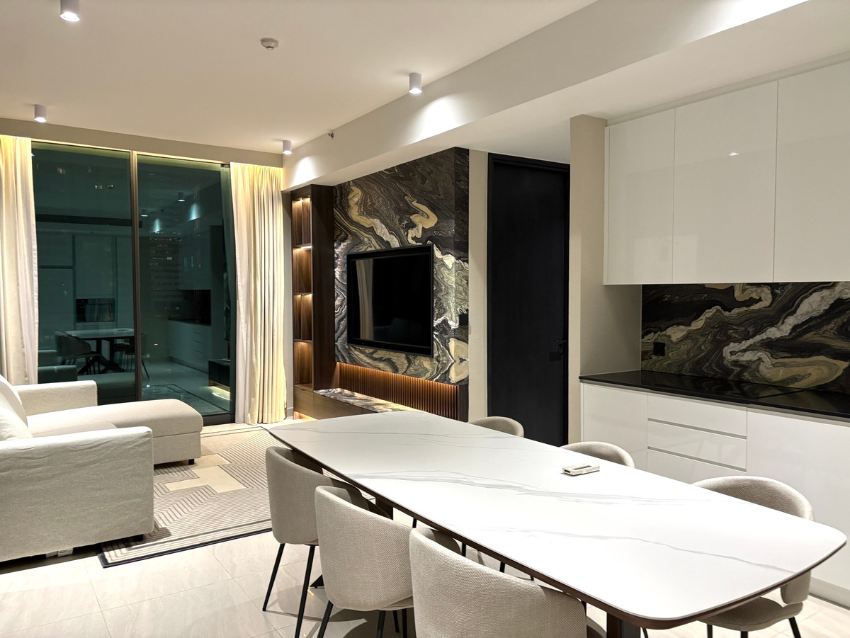 For SaleCondoSathorn, Narathiwat : Tait Sathorn 12: 2bed 2bath 98.5sqm. 29,700,000 Am: 0656199198