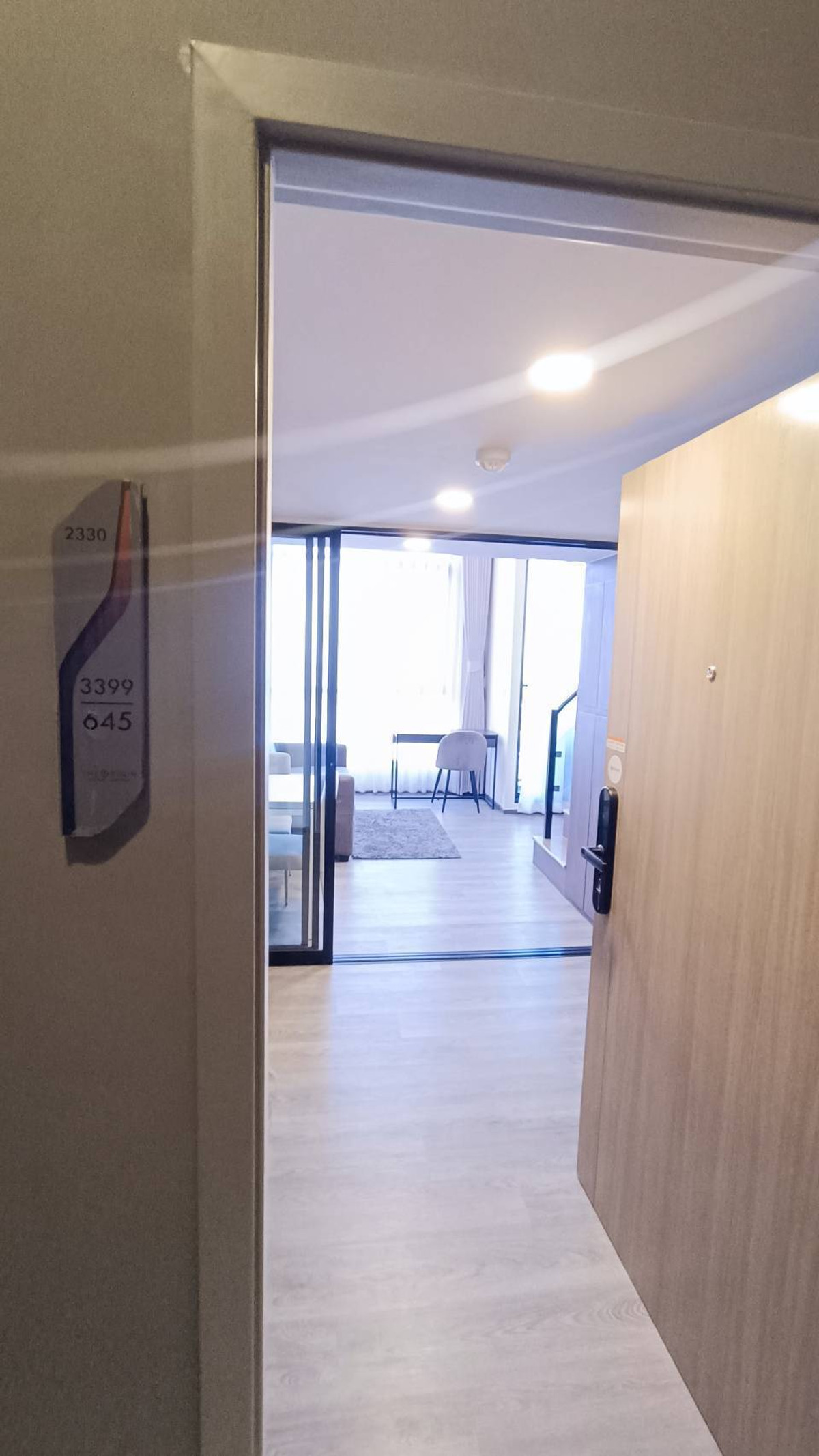 ให้เช่าคอนโดลาดพร้าว101 แฮปปี้แลนด์ : ให้เช่า The Origin ลาดพร้าวบางกะปิ (35 ตร.ม.) 1 ห้องนอน Duplex ใกล้ The Mall บางกะปิ 