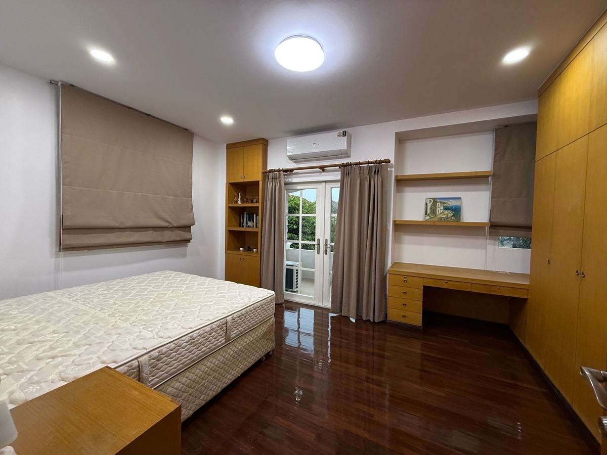 บ้านนนทบุรี บางใหญ่ บางบัวทอง : 🏡✨ ขาย / ให้เช่า บ้านเดี่ยวหรู พร้อมเข้าอยู่
📍 หมู่บ้านประดับดาว 3 ทำเลท่าอิฐ ปากเกร็ด นนทบุรี