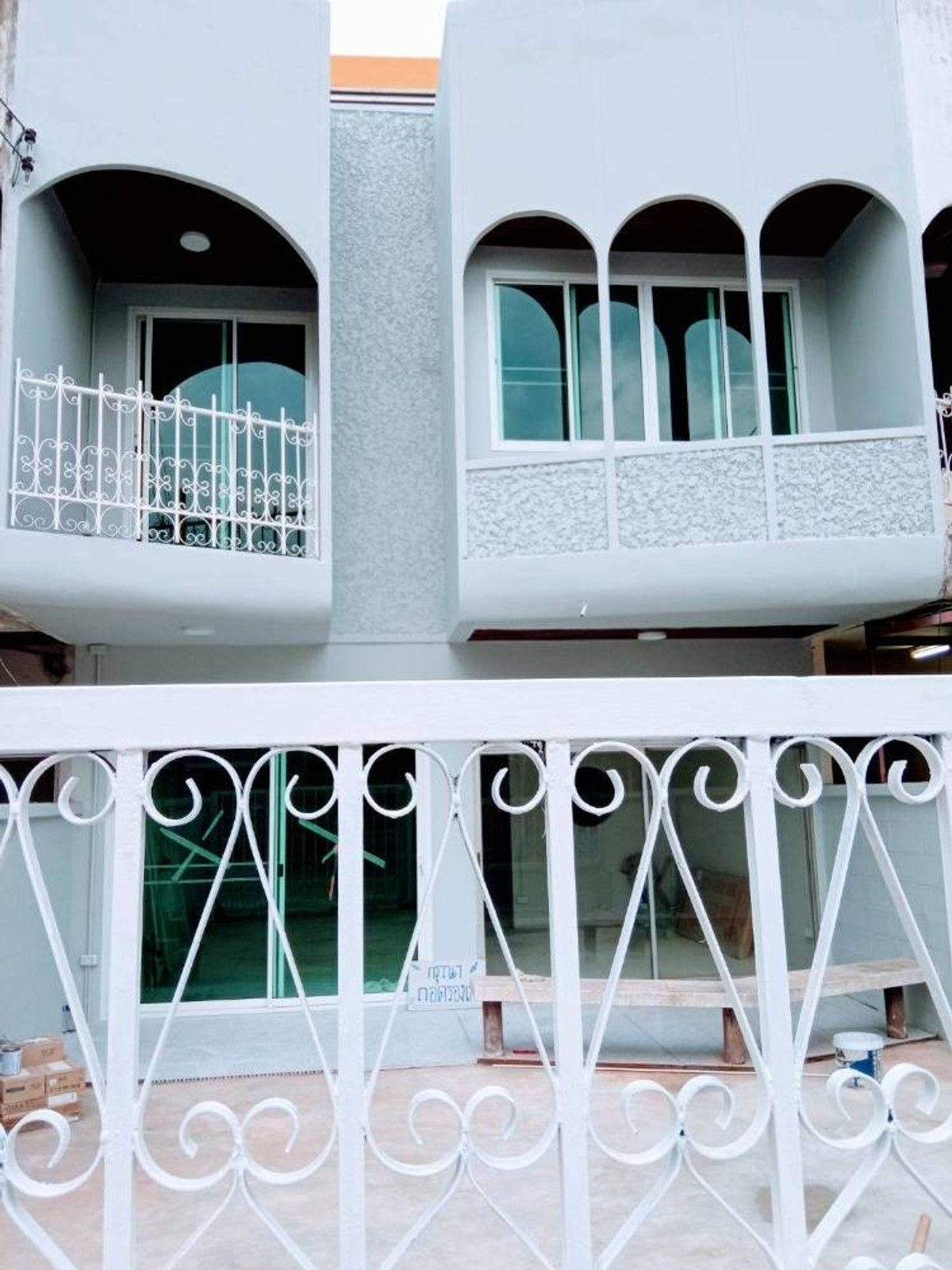 For RentTownhomePattanakan, Srinakarin : Townhouse for rent, Phatthanakan zone, near The Nine Rama 9, only 6 minutes.