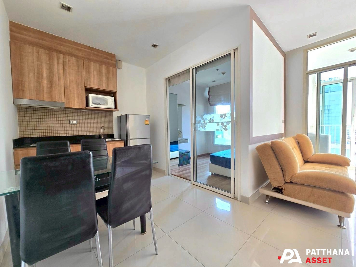 For SaleCondoRatchathewi,Phayathai : Selling at a loss, 2 bedrooms, 4.9 million, best price in the heart of the city, near Central World, next to Airport-link Ratchaprarop.