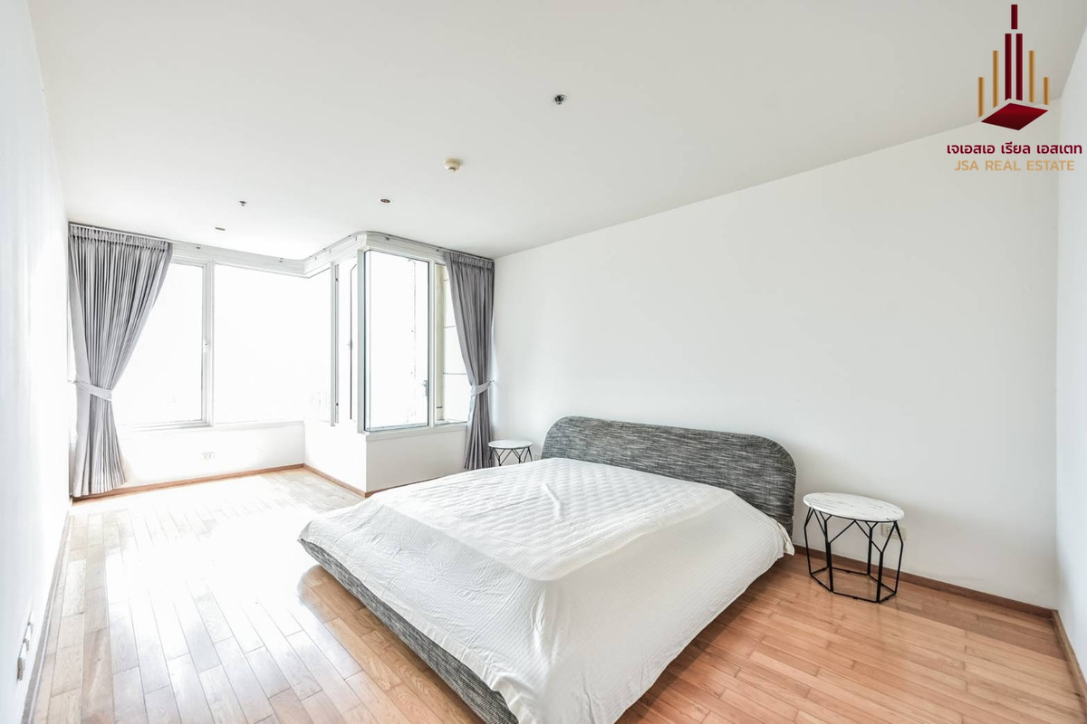 ให้เช่าคอนโดสาทร นราธิวาส : ✨ For Rent : The Empire Place  Condo ✨  💰 Only 100,000 thb/month