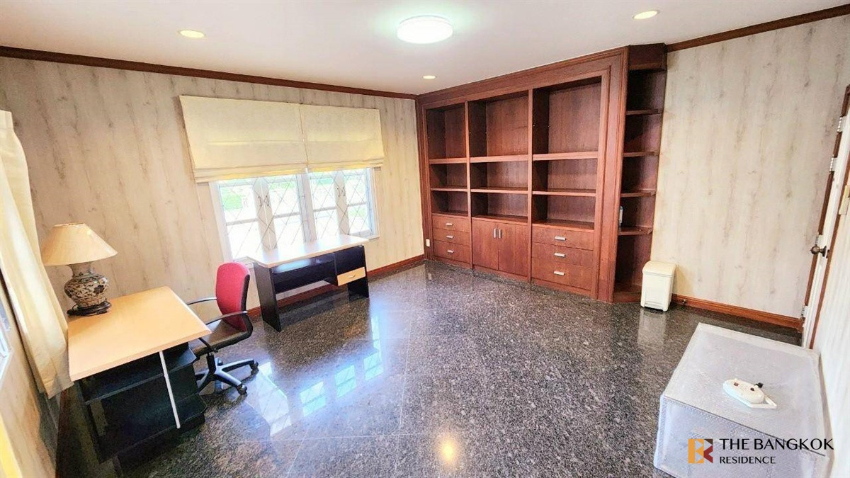 ให้เช่าบ้านเกษตร นวมินทร์ ลาดปลาเค้า : 🎯 ดีลคุ้ม! Chuan Chuen Ladprao 🏡 บ้านเดี่ยวตกแต่งใหม่ พร้อมอยู่ เฟอร์ครบ