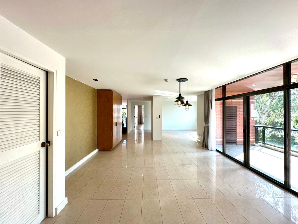 For RentCondoOnnut, Udomsuk : Condo for rent, Baan Ananda, Ekkamai area, near BTS Ekkamai, near Major Cineplex Ekkamai.