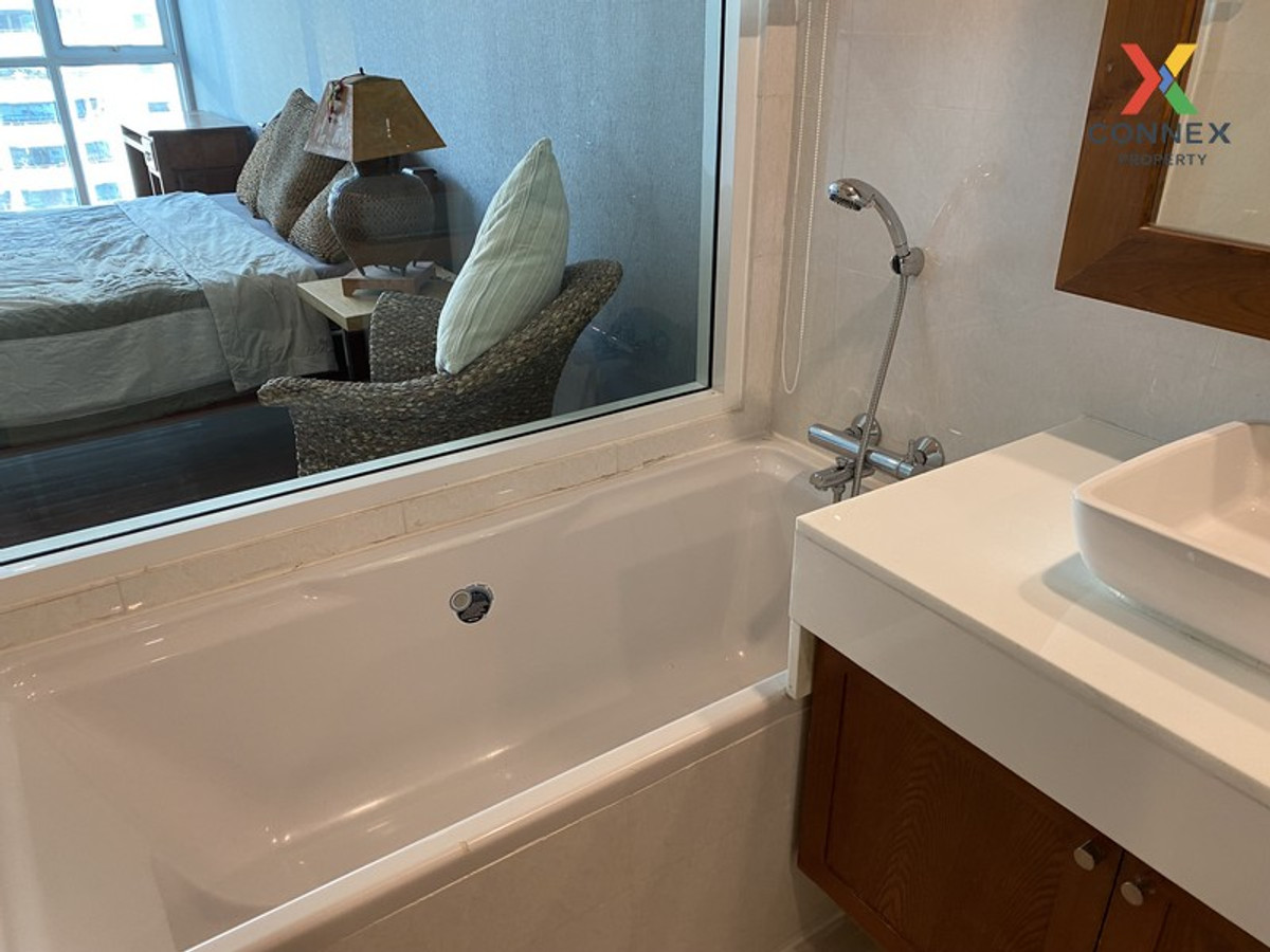 For SaleCondoNana, North Nana,Sukhumvit13, Soi Nana : FOR SALE condo , Sukhumvit City Resort , Duplex , high floor , BTS-Nana , Khlong Toei Nuea , Watthana , Bangkok , CX-00645