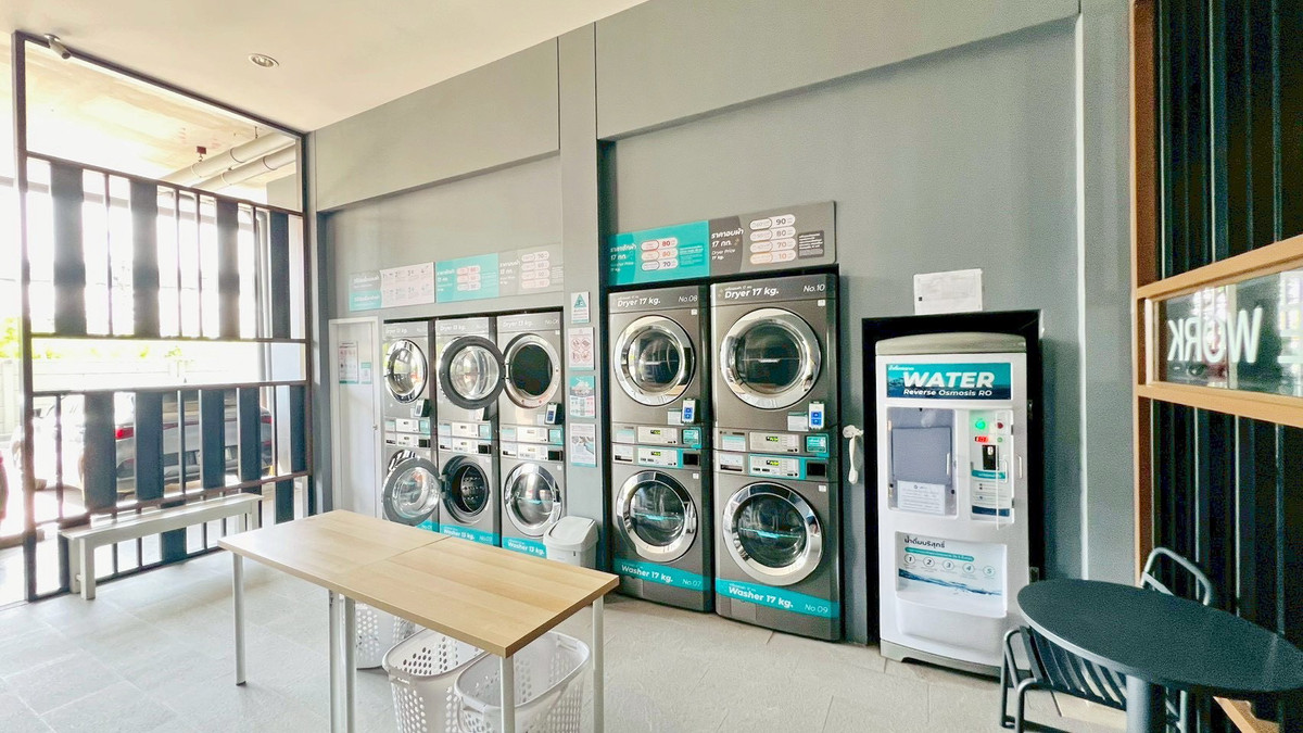 ให้เช่าคอนโดแจ้งวัฒนะ เมืองทอง : ให้เช่า  ลุมพินีเพลส ปากเกร็ดสเตชั่นแจ้งวัฒนะ  วิวสระ มีเครื่องซักผ้า