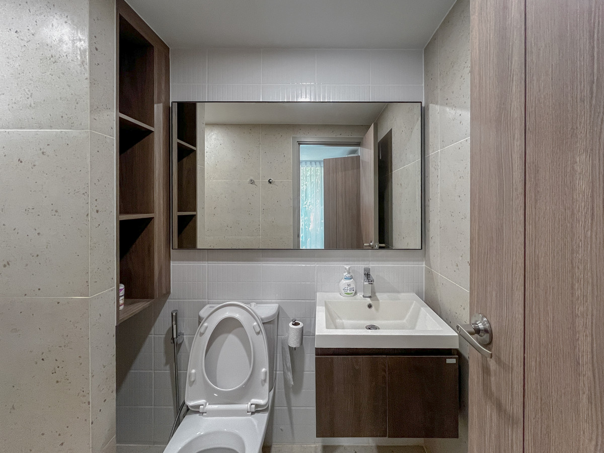 For SaleCondoPathum Thani,Rangsit, Thammasat : FQ Condo for sale Nue Core Khu Khot Station price 1,570,000 baht [RSs260202]