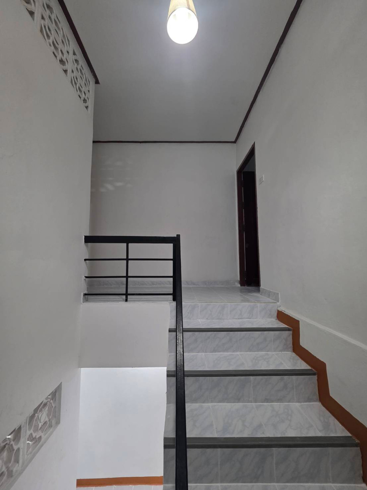 ให้เช่าทาวน์โฮมวิภาวดี ดอนเมือง หลักสี่ : ให้เช่าทาวน์เฮ้าส์ ใกล้ สนามบินดอนเมือง เพียง 3 นาที