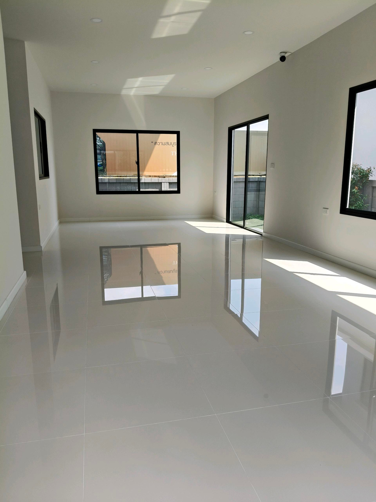 For SaleHouseBangna, Bearing, Lasalle : Single house for sale, corner plot, Soi Sriwaree, Long Yai, good price.