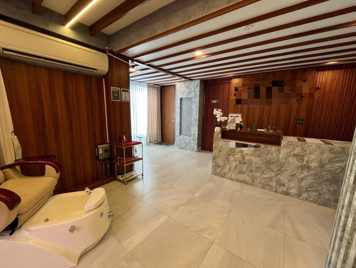 เซ้งร้านค้า/ตลาดนัดสุขุมวิท อโศก ทองหล่อ : เซ้งกิจการ พรีเมี่ยม สปา สุดหรู เอกมัย สุขุมวิท 63 ที่จอดรถ 3-4 คัน ห้องนวด เตียงนวด สระผมเวียดนาม สปา อโรมา ขัดผิว คุ้มมาก ตกแต่งเกือบ 5 ล้านบาท