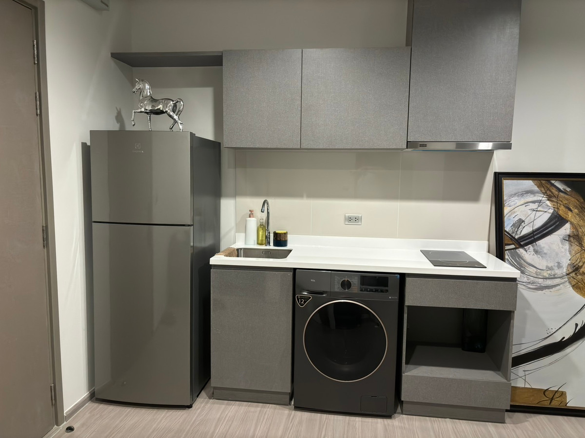 ให้เช่าคอนโดพระราม 9 เพชรบุรีตัดใหม่ RCA : ⚡️ราคาดีที่สุดห้องแต่งสวยวิวดี⚡️Life asoke hype 35 Sqm 1B1B🔥22,000 B เท่านั้น สนใจติดต่อนัดชม พัตเตอร์ 0928895628 🔥Line:plustor_ss