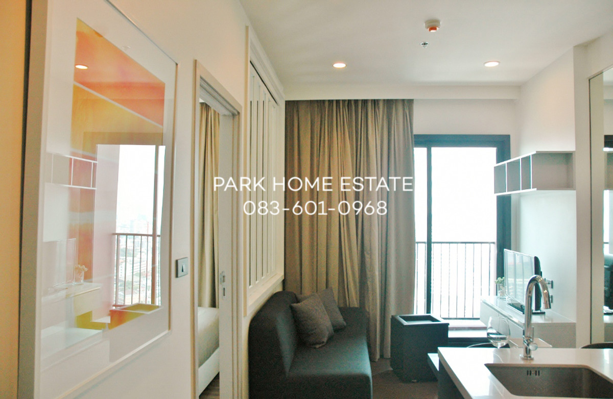 For RentCondoOnnut, Udomsuk : "Lowest price in the project! Only 15,000 THB/month 📣 For Rent: Wyne Sukhumvit (BTS Phra Khanong). 1 Bedroom, 1 Living Room."