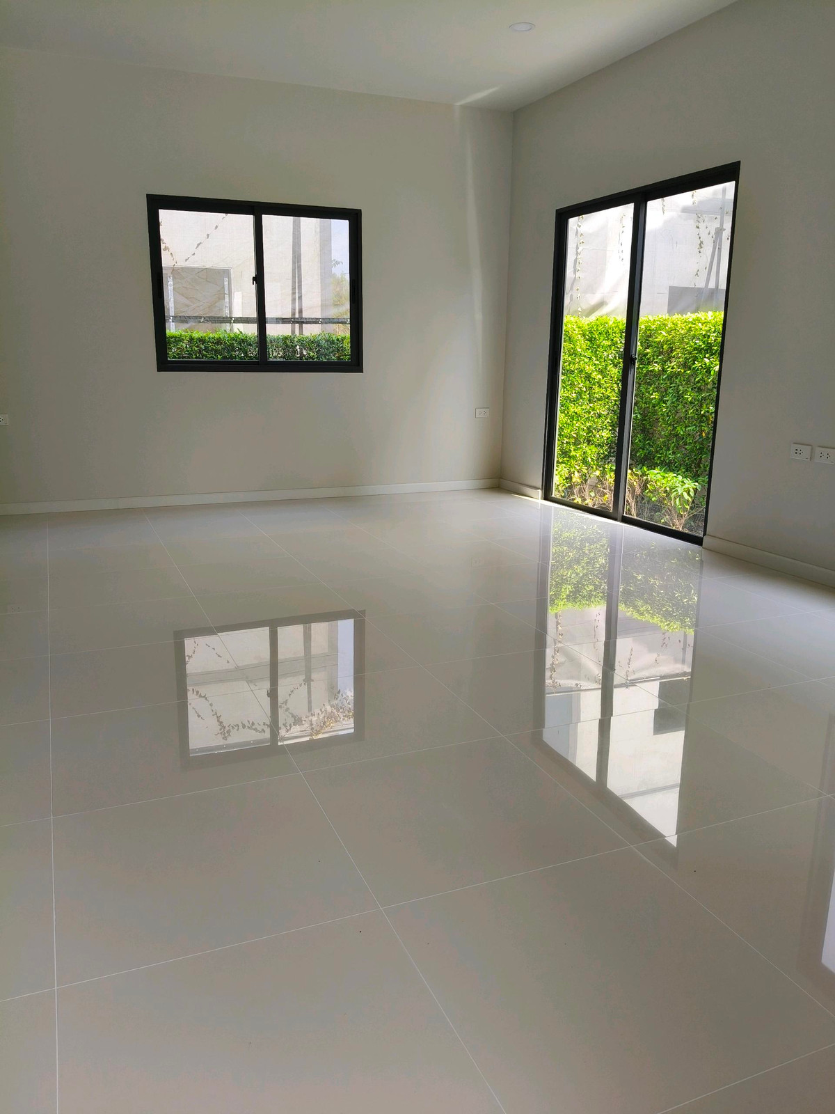 For SaleSamut Prakan,Samrong : Semi-detached house, detached house, King Kaew location, near Airport Link Lat Krabang.