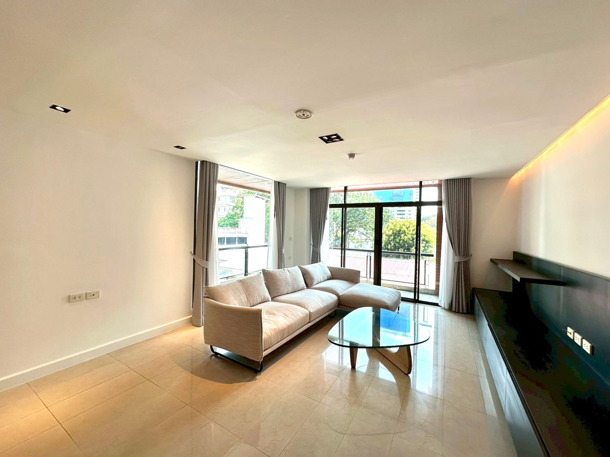 For RentCondoOnnut, Udomsuk : Condo for rent, Baan Ananda, Ekkamai area, near BTS Ekkamai, near Major Cineplex Ekkamai.